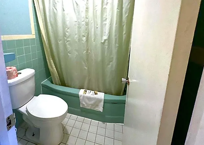 Gray Plaza Motel Benton