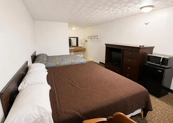 Gray Plaza Motel Benton